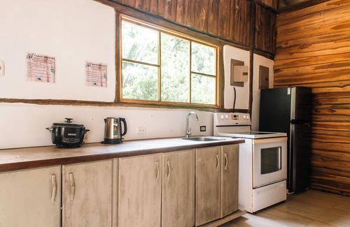 Canafistula Cabine | Cozy Bunk Stay Guanacaste 1R1 Forest Vibes Shared Bath Real Retreat