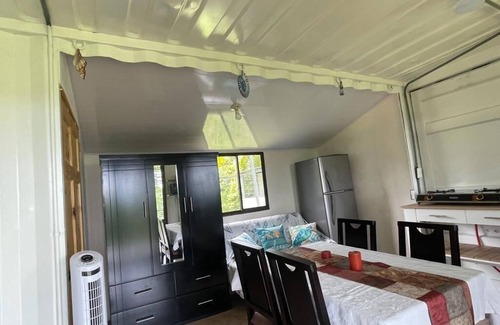 Barrio Las Playitas Cabine | Cozy Cabin #1 for 2 in Osa Peninsula with a great sunset view. With WiFi and AC