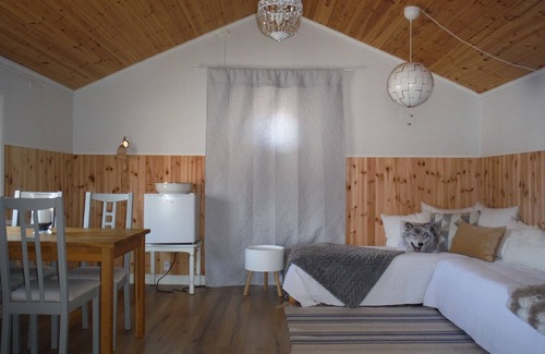 Farila Cabine | Cozy Cabin at Freedom Center