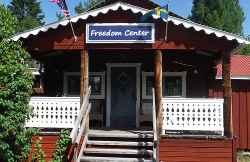 Farila Cabine | Cozy Cabin at Freedom Center