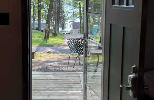 Higgins Lake Cabine | Cozy Cabin at Higgins Lake - Lake View