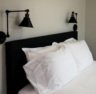 Temple Maison | Cozy Cabin in a Rural setting-14