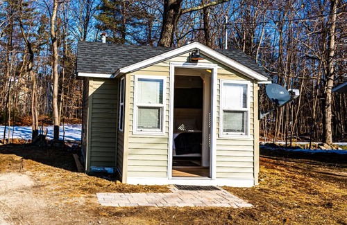 Temple Cabine | Cozy Cabin in a rural setting (#10) In Temple, NH