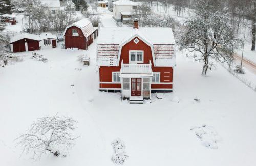 Silverdalen Maison | Cozy Cabin In Astrid Lindgrens World
