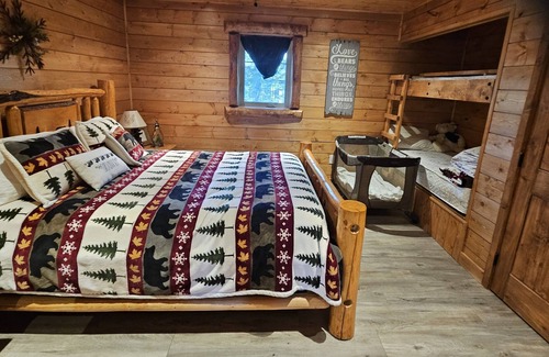 West Central Saskatchewan Cabine | Cozy cabin in the pines with log cabin feel. Powm Beach Turtlelake Sask.