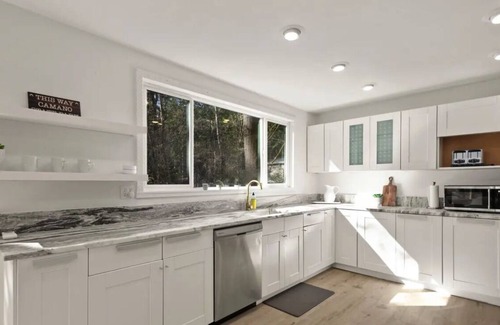 Camano Island Cabine | Cozy cabin in the woods next to Camano Island State Park.