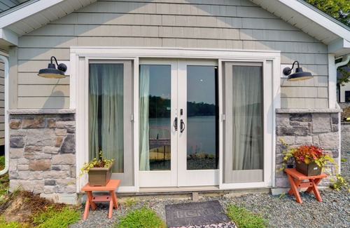 Averill Park Cabine | Cozy Cabin on Crooked Lake: Hike, Ski & Explore!