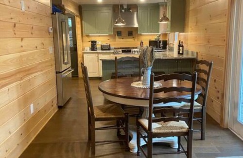 Meredith Cabine | Cozy cabin on Meredith