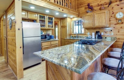 Pinetop Cabine | COZY CABIN PLCC TALL PINES PRIVACY GOLF HIKE BIKE ENJOY FRESH COOL MOUNTAIN AIR!