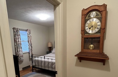 McDowell Cabine | Cozy Cabin Retreat on the Bullpasture River!