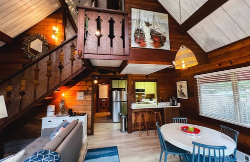 Long Beach Cabine | Cozy Cabin w/ 6 minute walk to the beach!