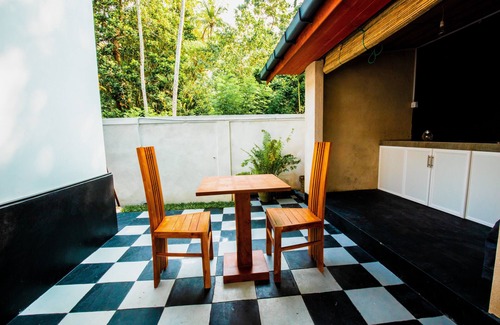 Ahangama Cabine | Cozy cabin with 1 bedroom and WiFi, AC in charming Ahangama