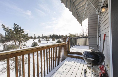 Calabogie Copropriété | Cozy Calabogie condo with high speed internet