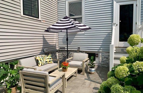 Arefth Maison | Cozy Cambridge 2bed 2bath w/ Patio & Parking Pass