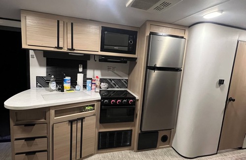 Llano Maison | Cozy Camper in the Hill Country. Just 10 minutes from Kingsland, LBj, & Llano