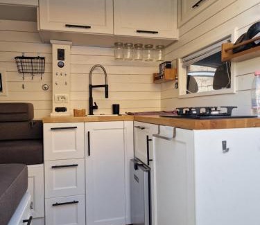 Qerek Autre | Cozy Campervan Albania