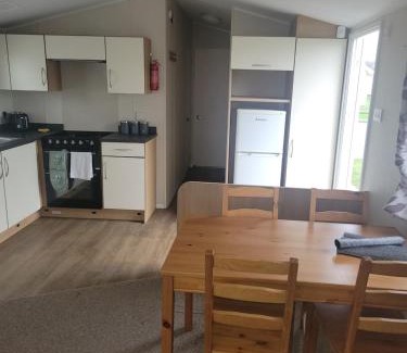 Prestonpans Maison | Cozy Caravan Near Edinburgh