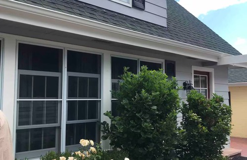 Arvada Plaza Area Appartement | Cozy Carriage House - studio in serene Arvada with WiFi, AC