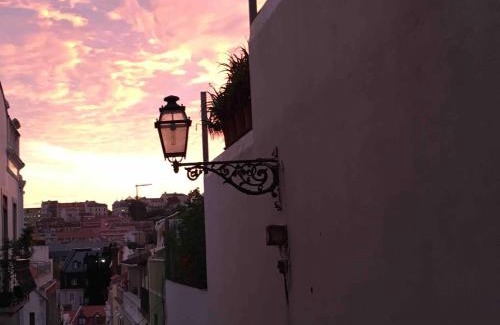 Lisbon Old Town Appartement | Cozy Central Studio with Private Terrace