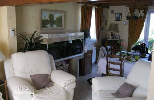 Cousances-les-Forges Lit Et Petit-Déjeuner | Chalet cosy avec cheminée et animaux acceptés