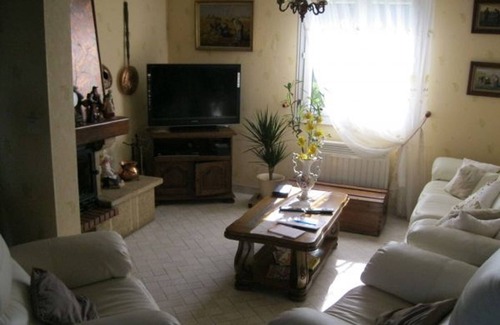 Cousances-les-Forges Lit Et Petit-Déjeuner | Chalet cosy avec cheminée et animaux acceptés