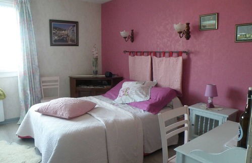 Cousances-les-Forges Lit Et Petit-Déjeuner | Chalet cosy avec cheminée et animaux acceptés