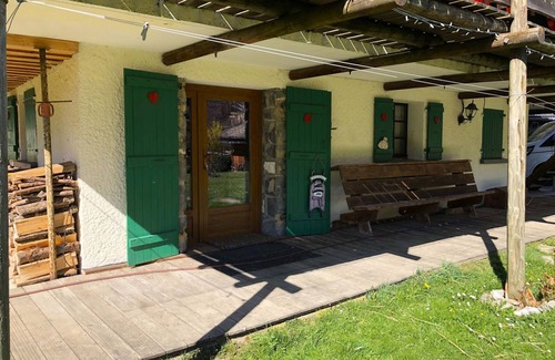 Les Prodains Appartement | Charmant Chalet 4 Pers. à 5 Min du Téléphérique d'Avoriaz avec Parking et Navette Gratuite