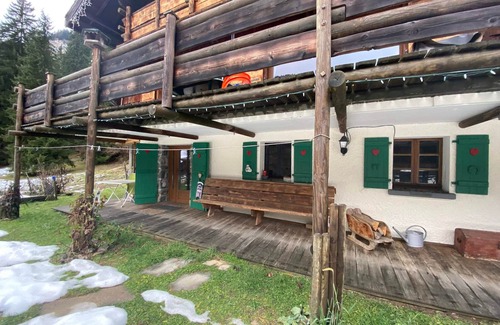Les Prodains Appartement | Charmant Chalet 4 Pers. à 5 Min du Téléphérique d'Avoriaz avec Parking et Navette Gratuite