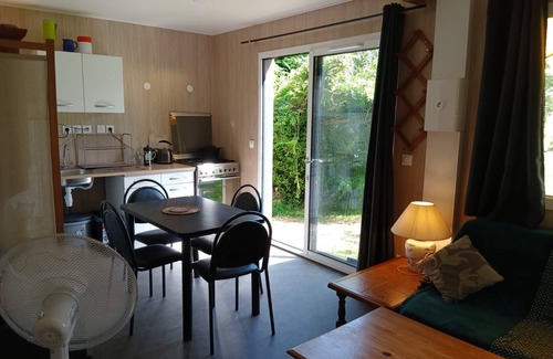 Cavan Chalet De Ski | Cozy chalet in charming Cavan with AC