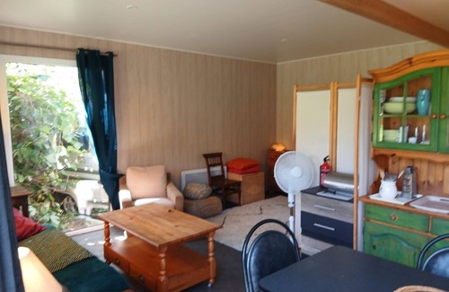Cavan Chalet De Ski | Cozy chalet in charming Cavan with AC