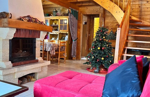 Taintrux Cottage | Chalet confortable avec cheminée à Taintrux