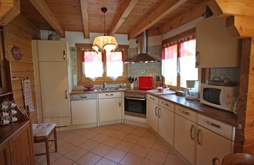 Saint-Nabord Cottage | Chalet chaleureux avec sauna, terrain, terrasse et babyfoot à Saint-Nabord