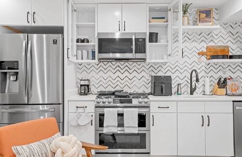 Dupont Circle Appartement | Cozy & Charming 2-Bedroom Apartment in the Heart of Dupont Circle!