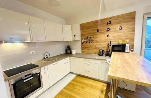 Bar Copropriété | Cozy charming 2-bedroom, perfect for families, with AC, WiFi in terrific Bar