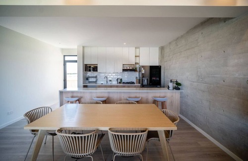Pisco Appartement | Cozy & Classy flat in Paracas Bay with Balcony View on the Saltwater Lagoon