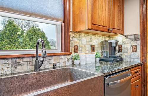 Coulters Maison | Cozy, Clean, Convenient Escape!