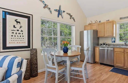 Kennebunkport Cottage | Cozy coastal 2-bedroom cottage, short walk to Goose Rocks Beach.