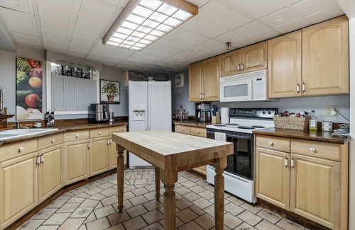South Berwick Appartement | Cozy, coastal apartment- 5 mi to Ogunquit beach!