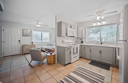 Wrightsville Beach Copropriété | Cozy Coastal Getaway - Steps to Beach