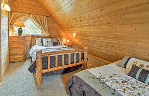 Columbia Maison | Cozy Columbia Cabin with Shared Lake Dock!