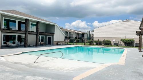 Texas City Appartement | Cozy Comfort 1BR - Renovated, Private, Pet Welcome