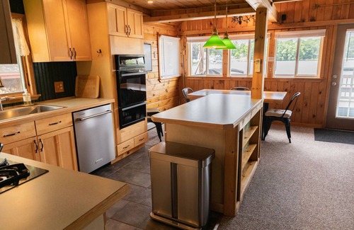 Lime Lake-Machias Maison | Cozy et confortable toute l'année LAKEFRONT Cottage sur Lime Lake, près de Ellicottville
