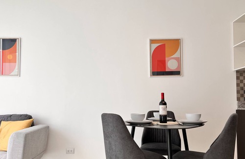 Heredia Appartement | Cozy condo | 15 min Airport. WiFi. Pool.