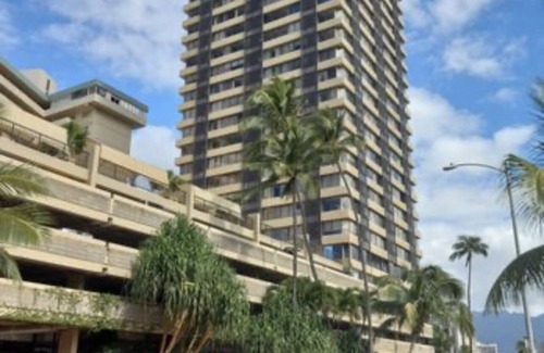 McCully - Moiliili Copropriété | Cozy condo at Hawaiian monarch- free parking, no resort fee, near beaches, shop
