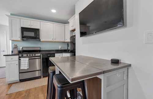 Ocean Bluff-Brant Rock Copropriété | Cozy condo in charming Marshfield few minute walk to the beach!
