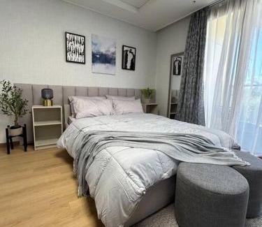 Clark Freeport Appartement | Cozy Condo in Clark Pampanga with Free Parking & Pool Access