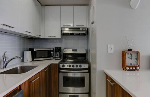 Shaughnessy Village Appartement | Cozy condo in heart of downtown Montreal ZL8