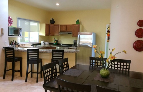 Santa Maria Huatulco Copropriété | Beau condo à un pâté de maisons de la plage de Huatulco