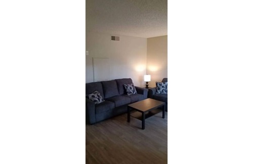 Green Valley Appartement | Cozy Condo near Golf Course and Strip