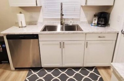 Allen Park Maison | Cozy Convenience Brand New Listing from Super Host!